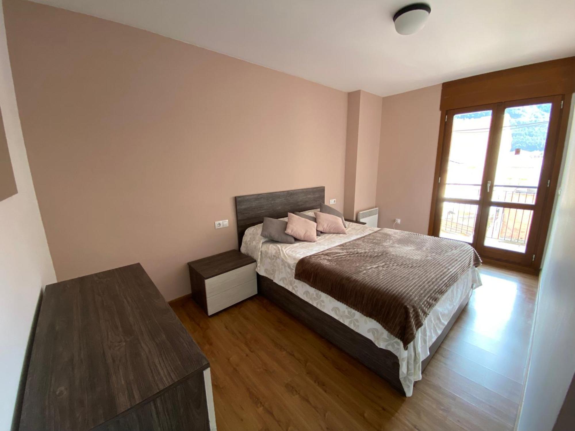 Apartamento Gold Cadi Guardiola de Berga Ngoại thất bức ảnh